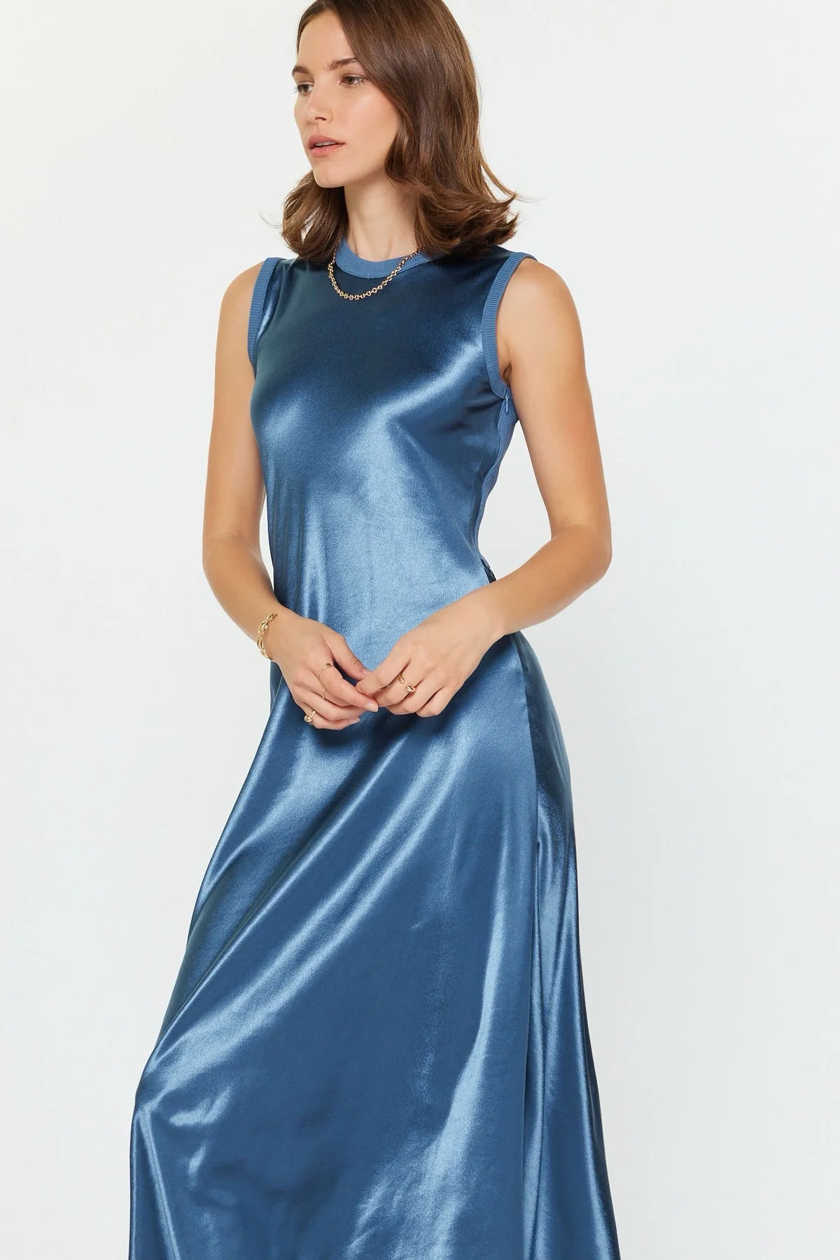 Amara Satin Midi Dress Midnight Blue - Image 3