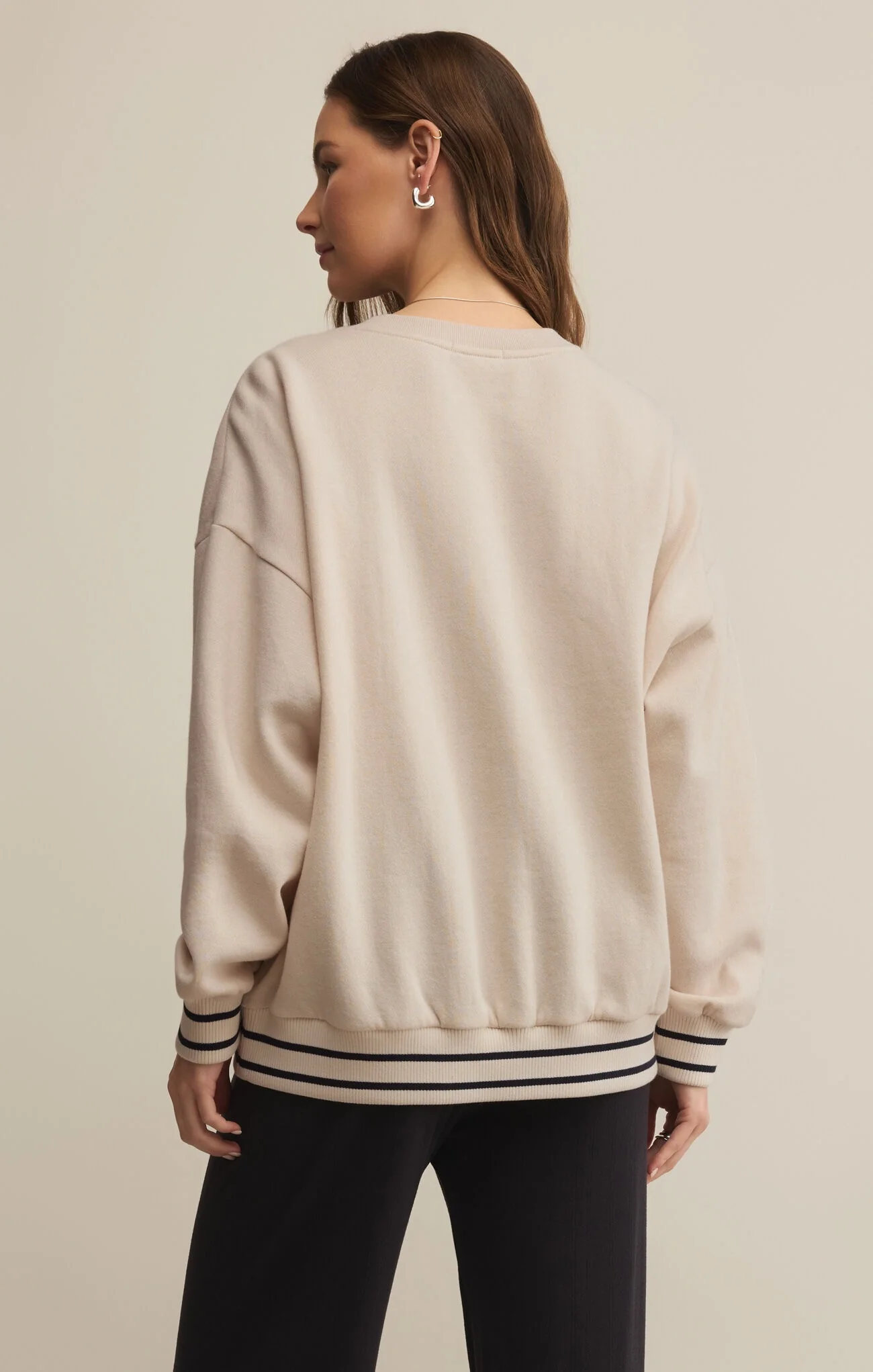Oversized Saturdays Sweatshirt Crystal - Image 3